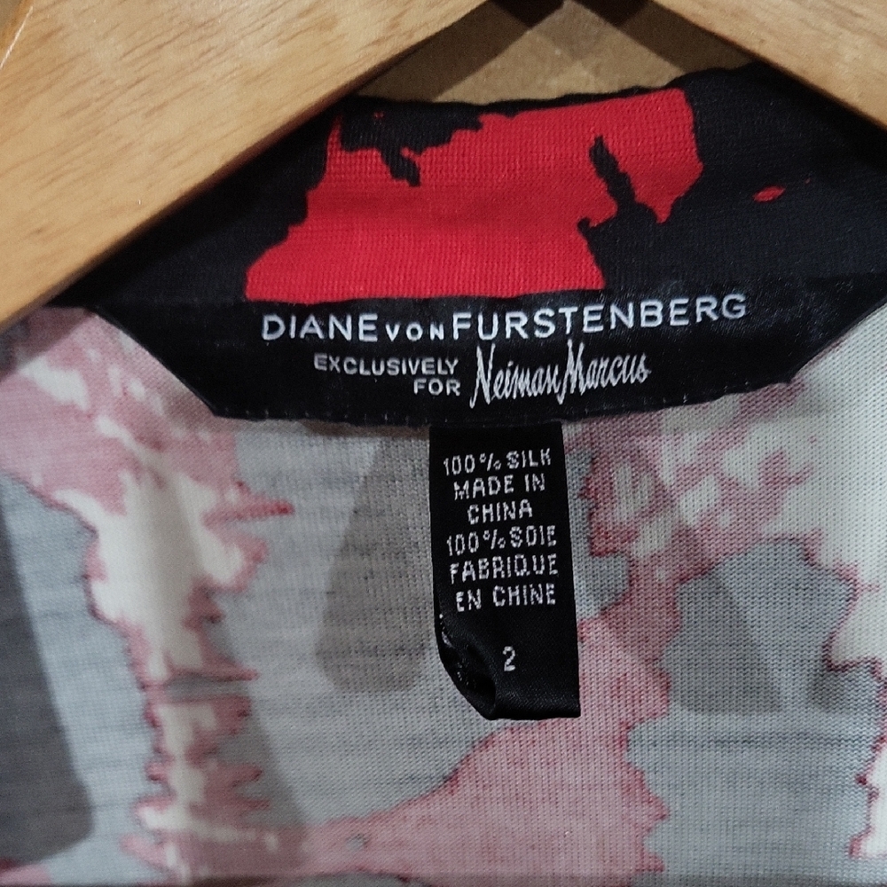 Diane Von Furstenberg Red and Black Print Dress - Picture 2 of 3